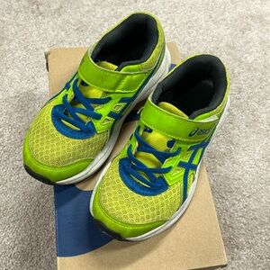 Boys asics kids 13